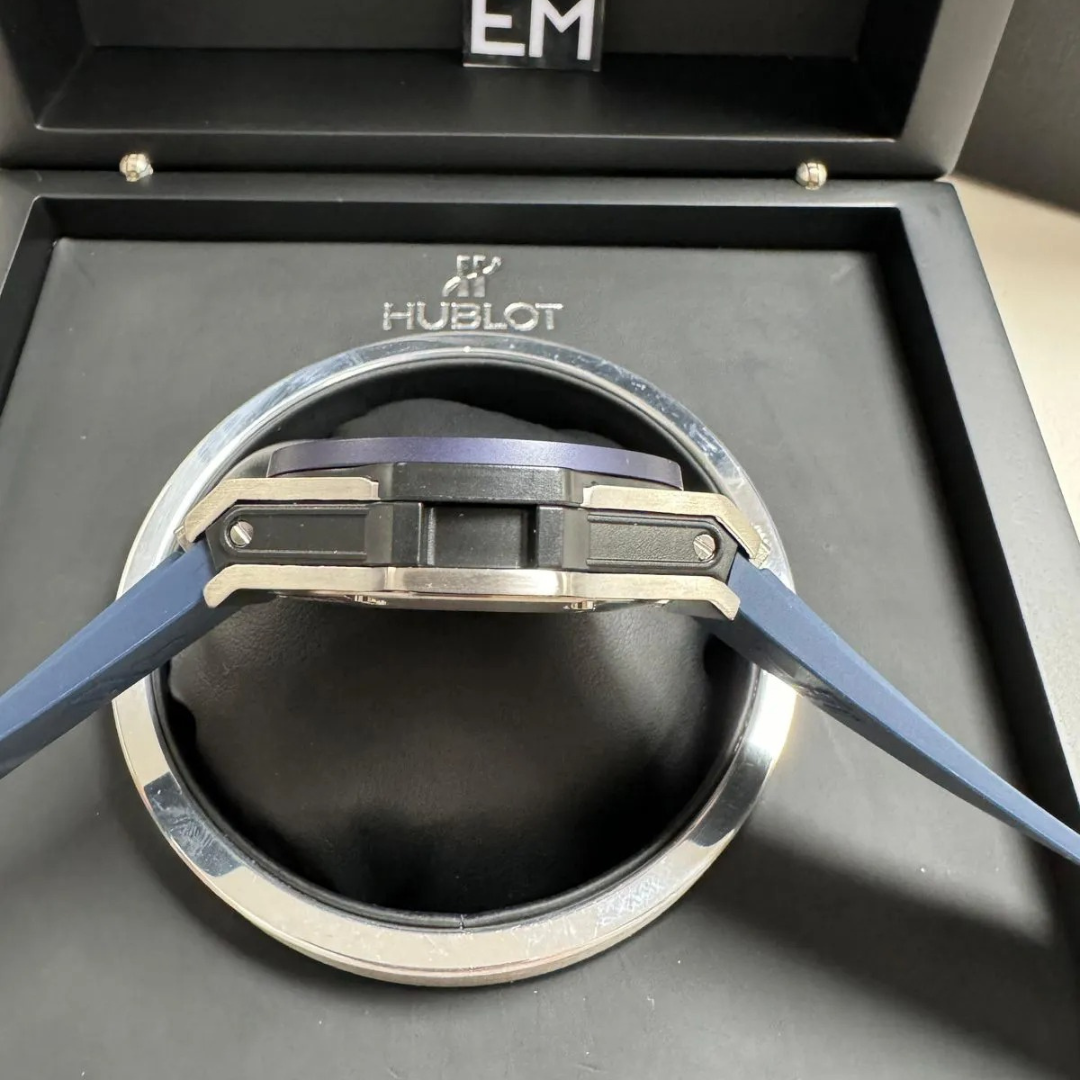 Hublot Big Bang Unico Blue Titan Skeleton