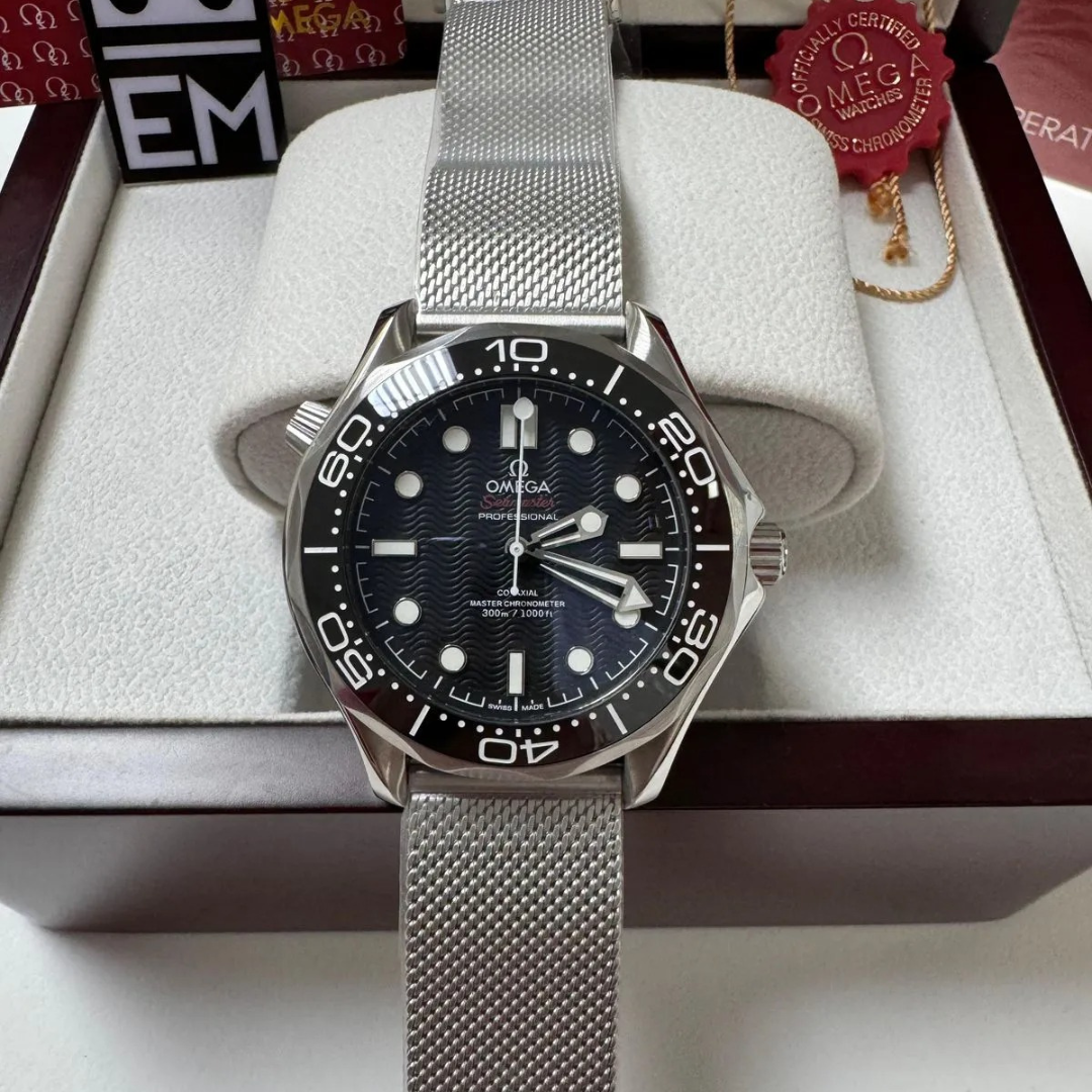 Omega Seamaster “Diver 300M” Black/Mesh Bracelet