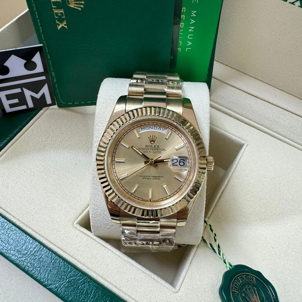 Rolex Day-Date 40 – Gold Dial