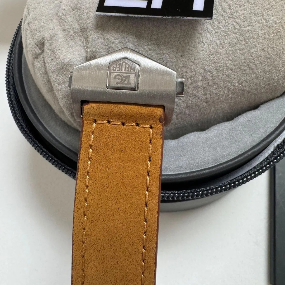 TAG Heuer Carrera Chronograph Black – Automatic | Suede Leather Strap